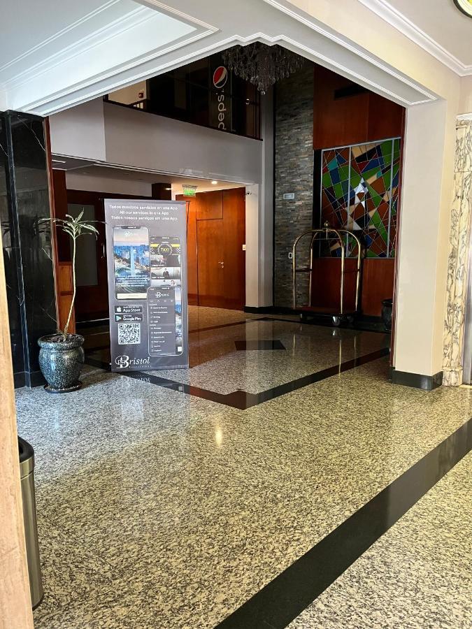 Bristol Hotel Buenos Aires Bagian luar foto