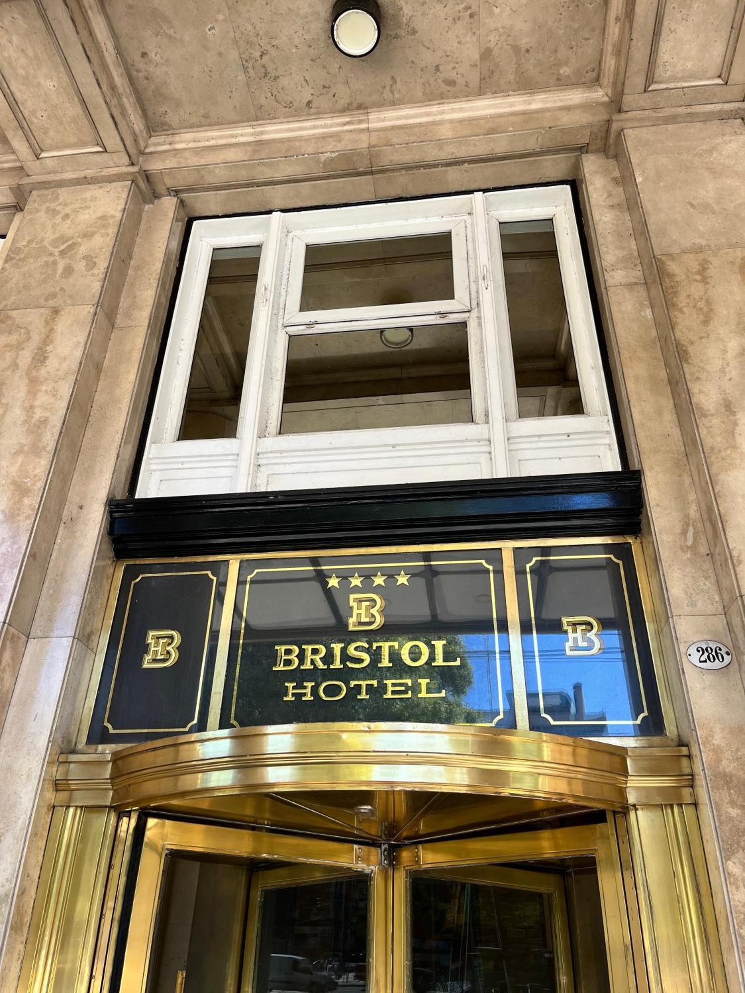 Bristol Hotel Buenos Aires Bagian luar foto
