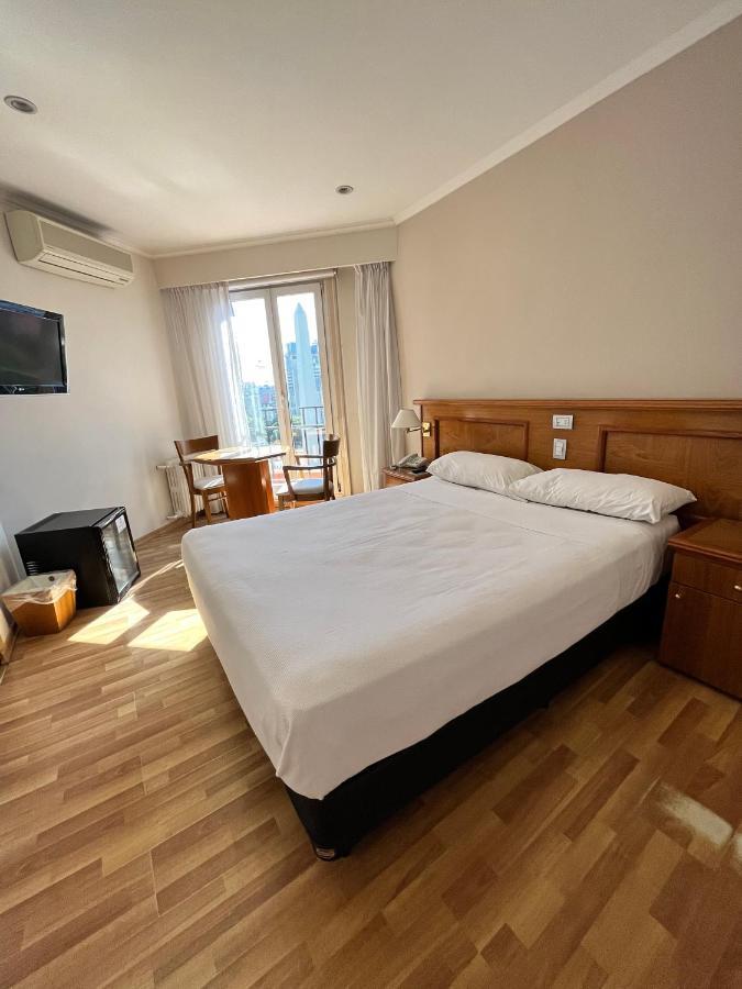 Bristol Hotel Buenos Aires Bagian luar foto