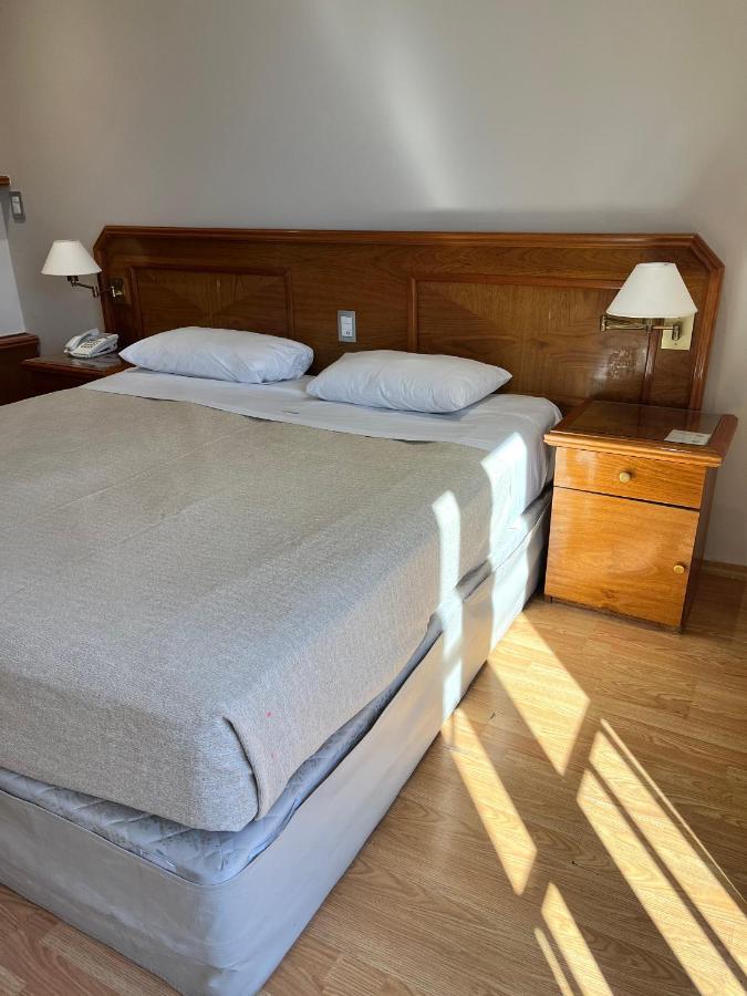 Bristol Hotel Buenos Aires Bagian luar foto