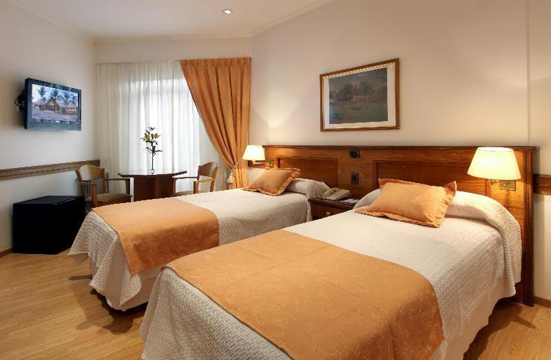 Bristol Hotel Buenos Aires Bagian luar foto